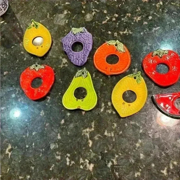 Fruit napkin holders - Picture 1 of 5